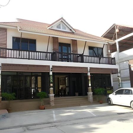 Ponburi Hotel Nan Εξωτερικό φωτογραφία