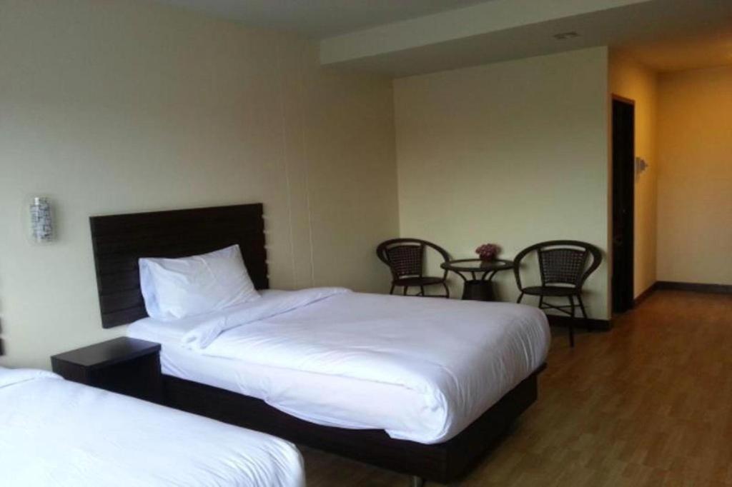 Ponburi Hotel Nan Εξωτερικό φωτογραφία