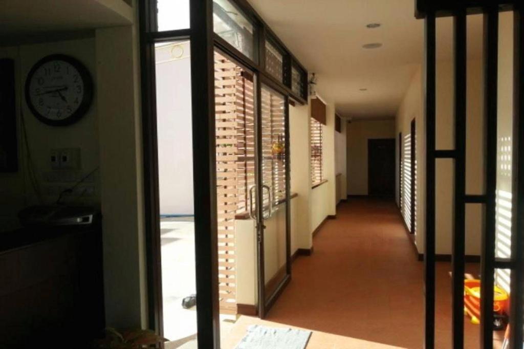 Ponburi Hotel Nan Εξωτερικό φωτογραφία