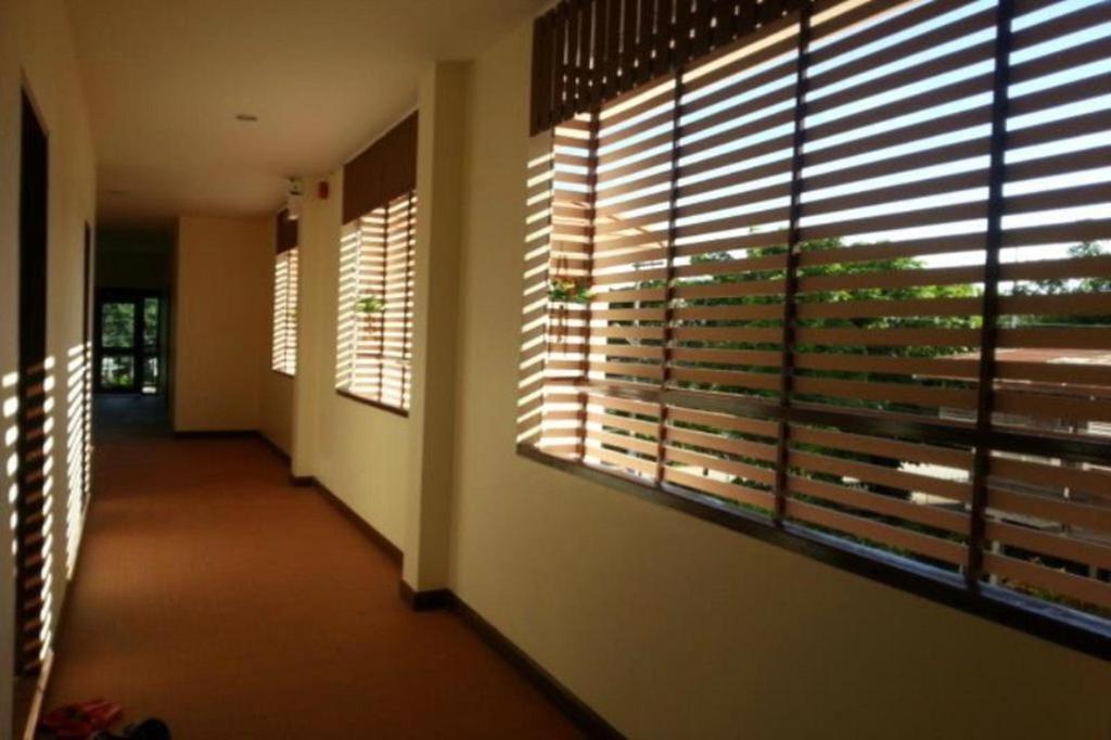 Ponburi Hotel Nan Εξωτερικό φωτογραφία